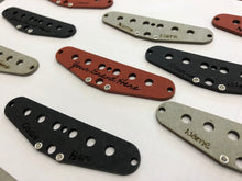 Load image into Gallery viewer, Custom Engraved Strat Bobbins 15 piece